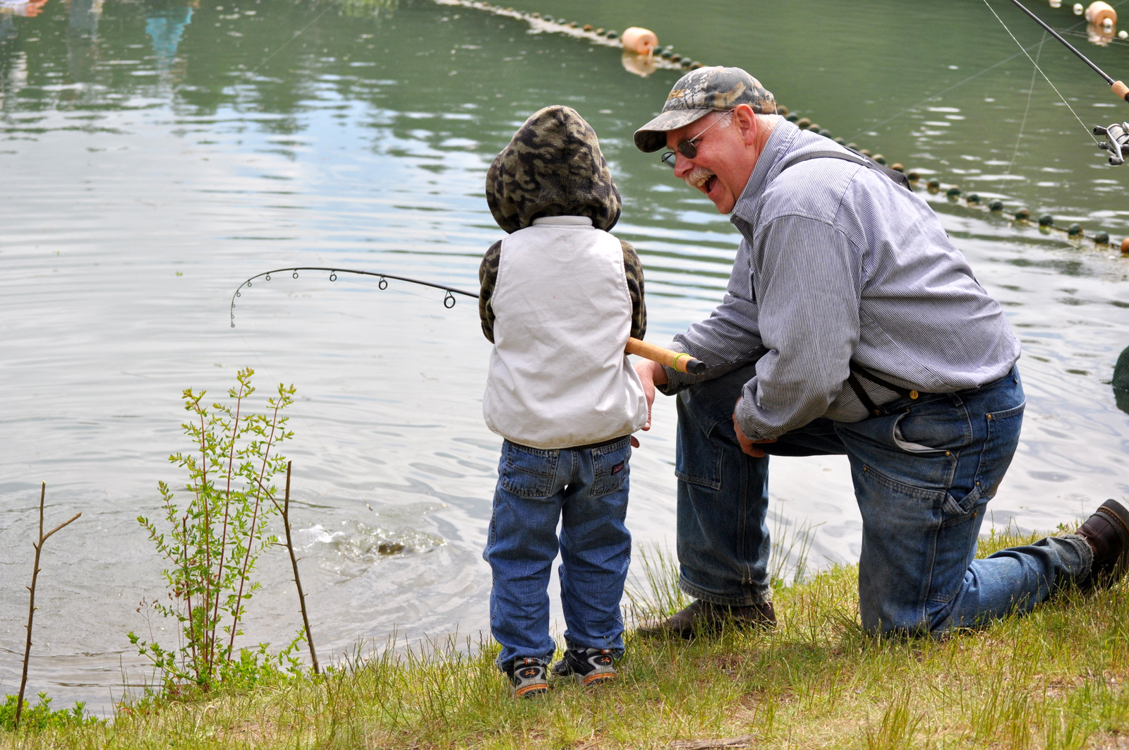 kids-fishing2